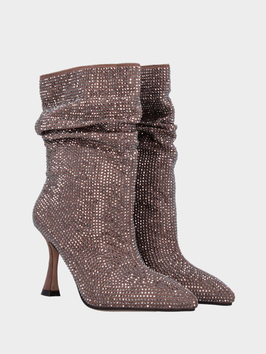 Stivaletto taupe in pelle con cristalli e gambaletto goffrato
