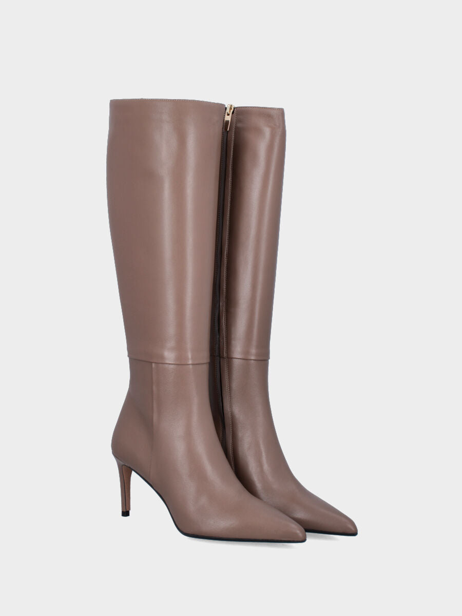 Stivale beige in pelle con cerniera e tacco a stiletto 75