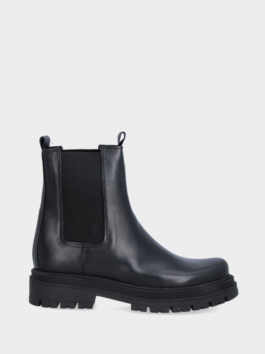 Black leather beatle ankle boot with rubber sole