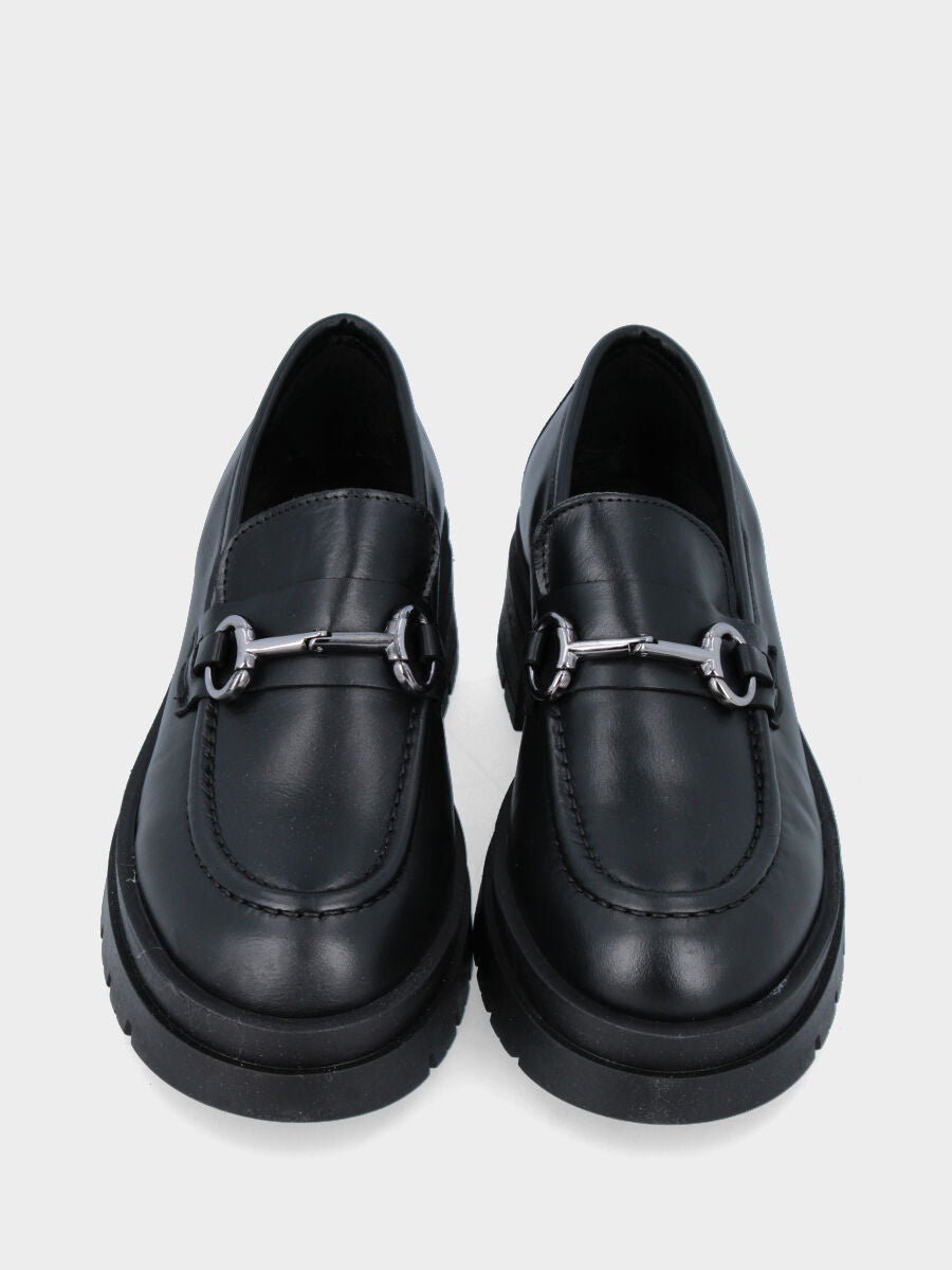 mocassino combat tacco 30mm, punta tonda, con morsetto metallico, suola gomma