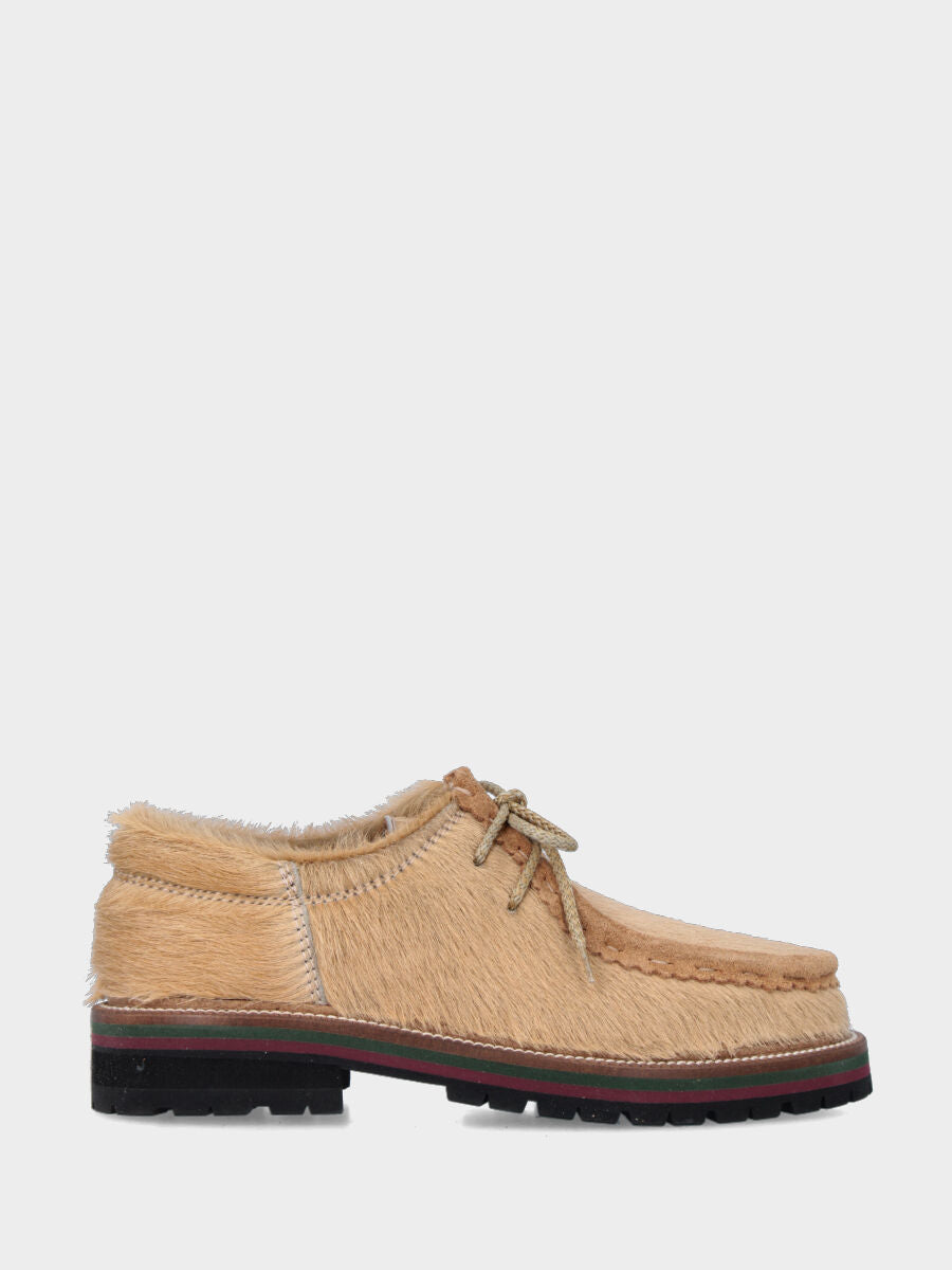 Stringata in cavallino beige con doppio guardolo rotellato