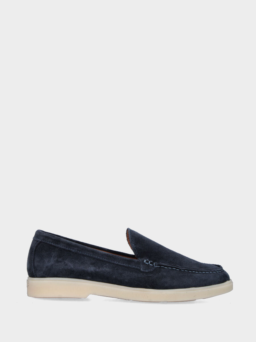 Mocassin en suède bleu avec petite semelle cousue à la tige