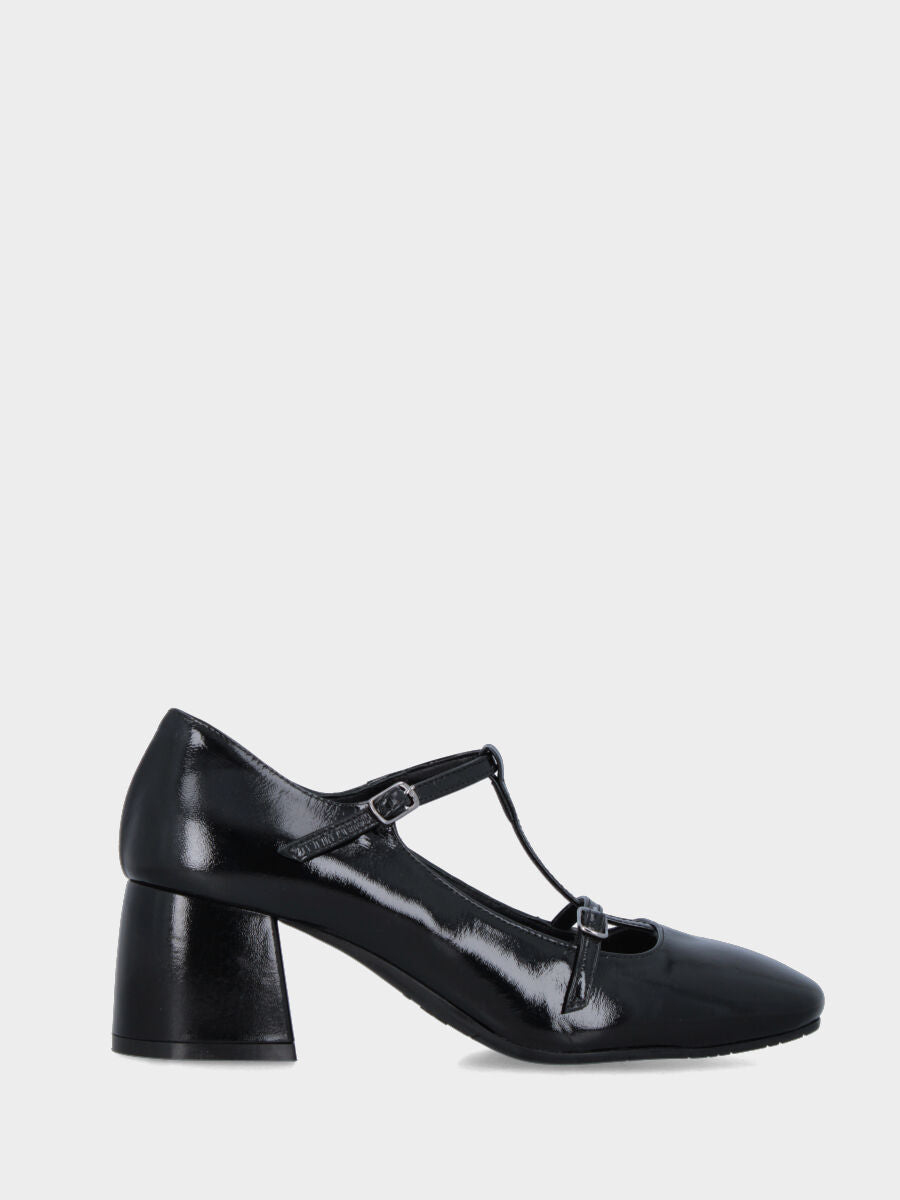 Charleston in shiny velvet black with straps and open sides
