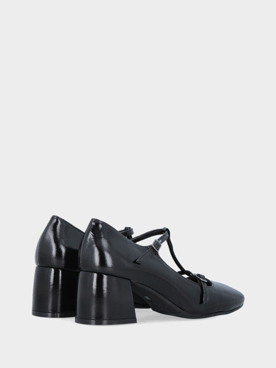 Charleston in shiny velvet black with straps and open sides