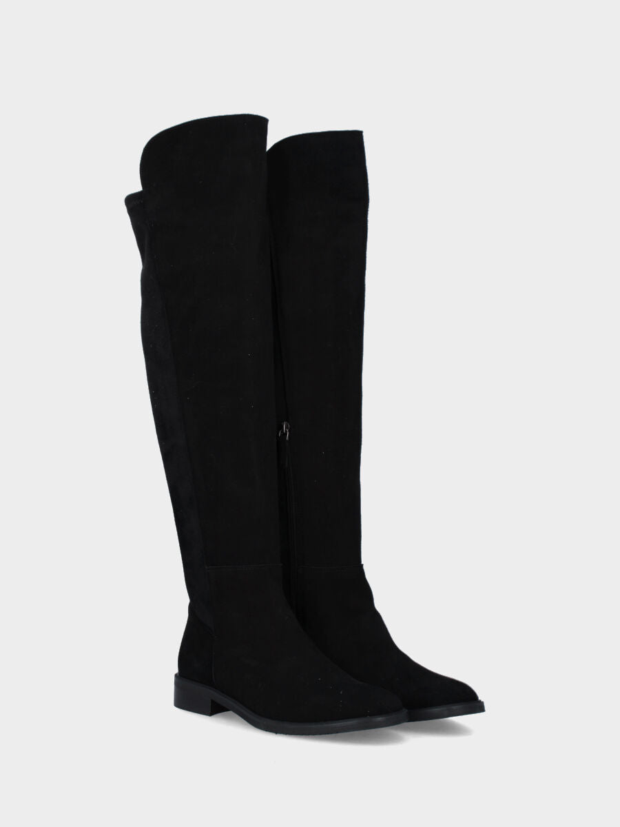 Stivale in camoscio nero con gambale elasticizzato