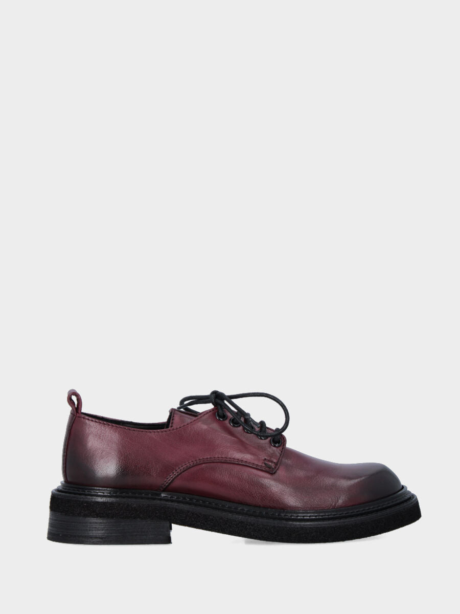 Sandalo monoblocco in vitello rosso con fascia ripiegata