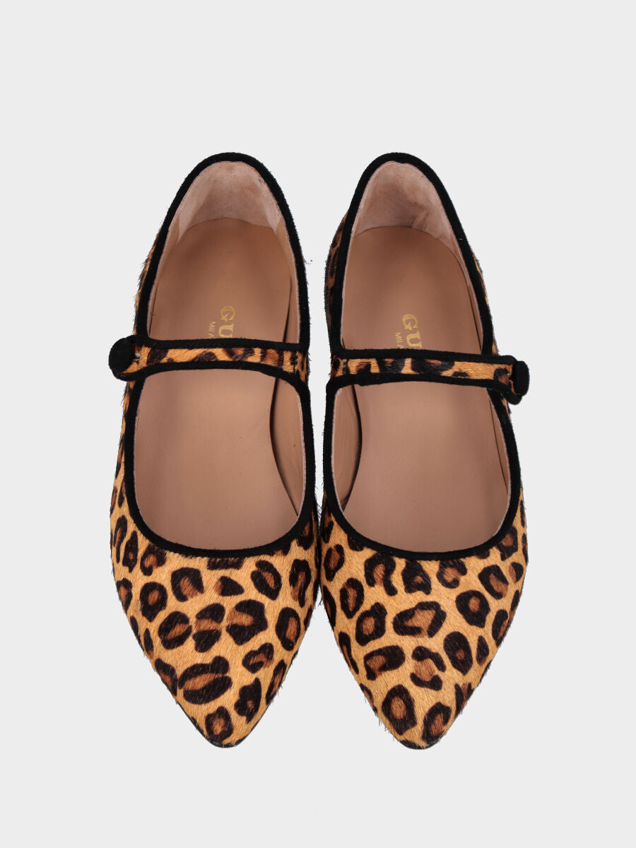 Ballerina Mary Jane in cavallino leopardato con cinturino sul collo del piede