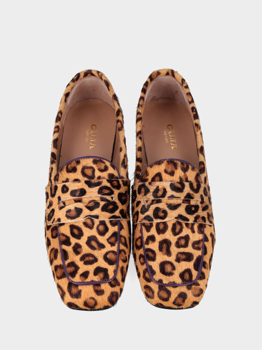 Mocassino in cavallino leopardato con vaschetta profilata cuoio