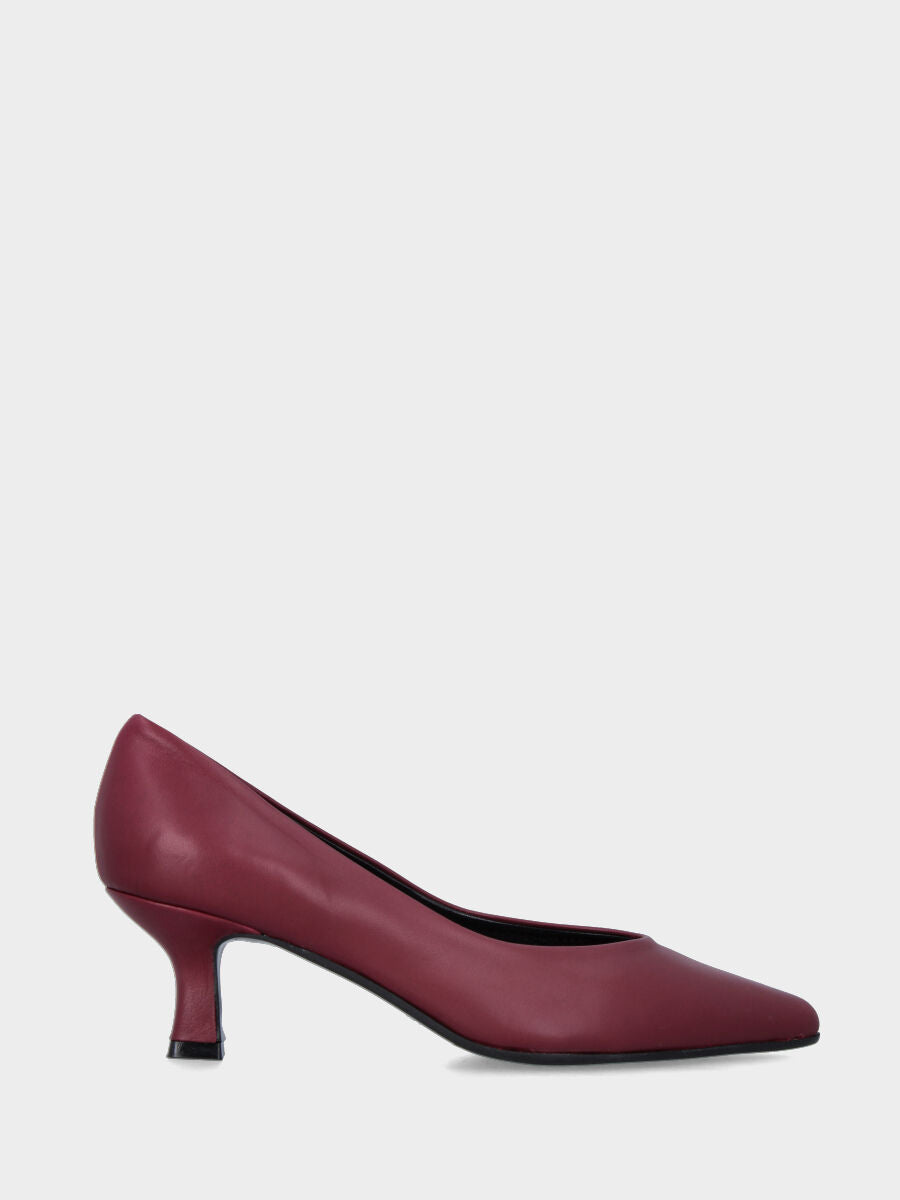 Décolleté in nappa bordeaux con tacco rocchetto 50 mm e scollo a V