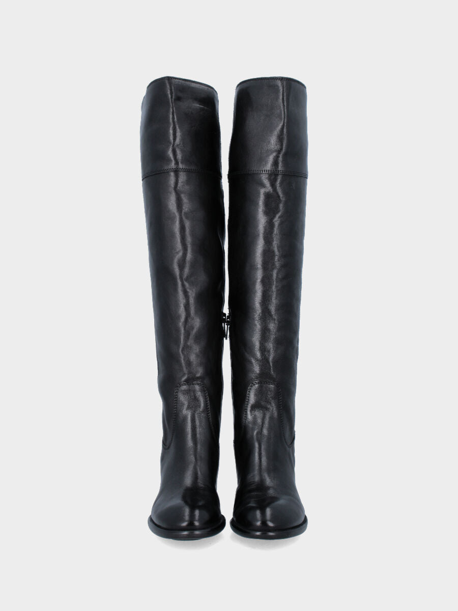 Botte en veau noir avec revers au-dessus du genou