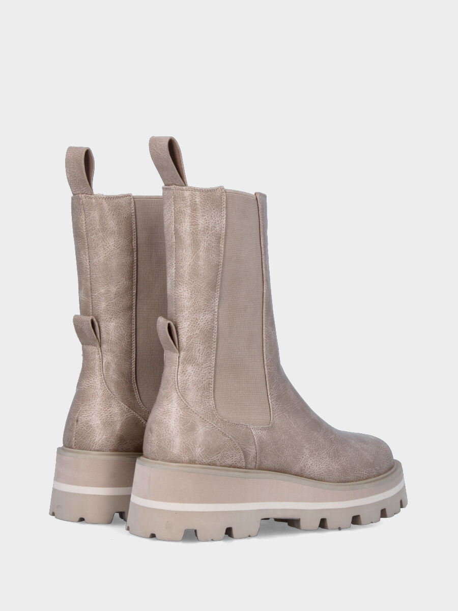 Beatles on beige eco-leather monobloc with wedge and platform