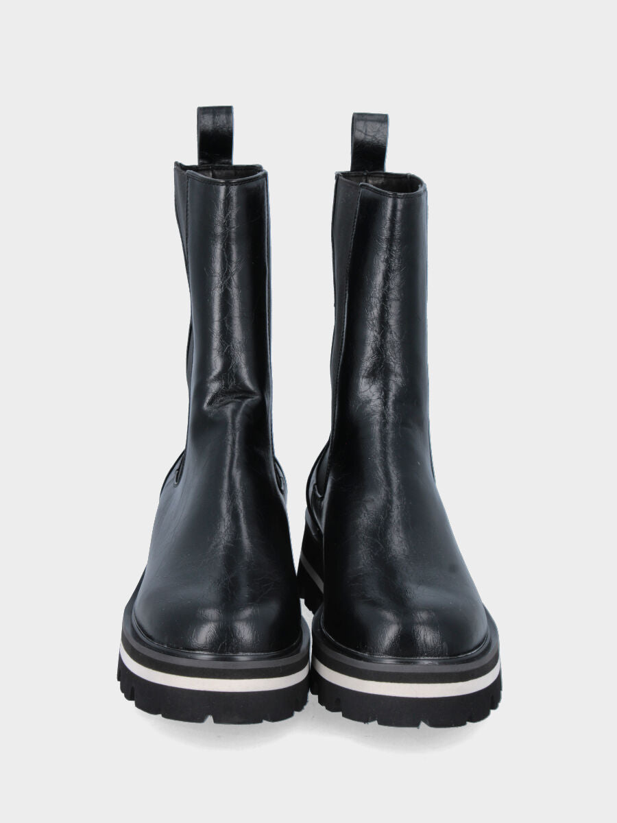 Beatles su monoblocco in ecopelle nera con zeppa e platform