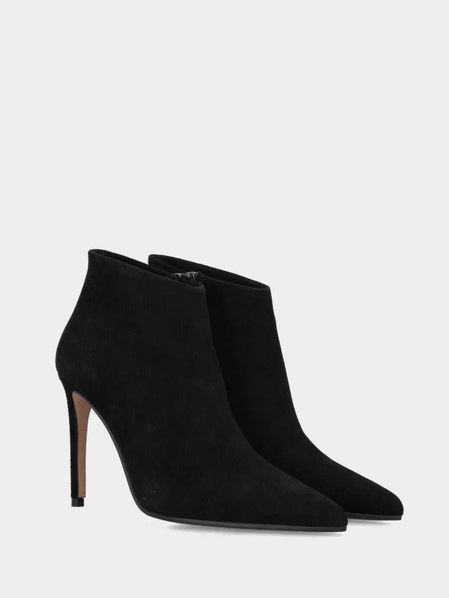 Tronchetto in camoscio nero con tacco a stiletto e cerniera