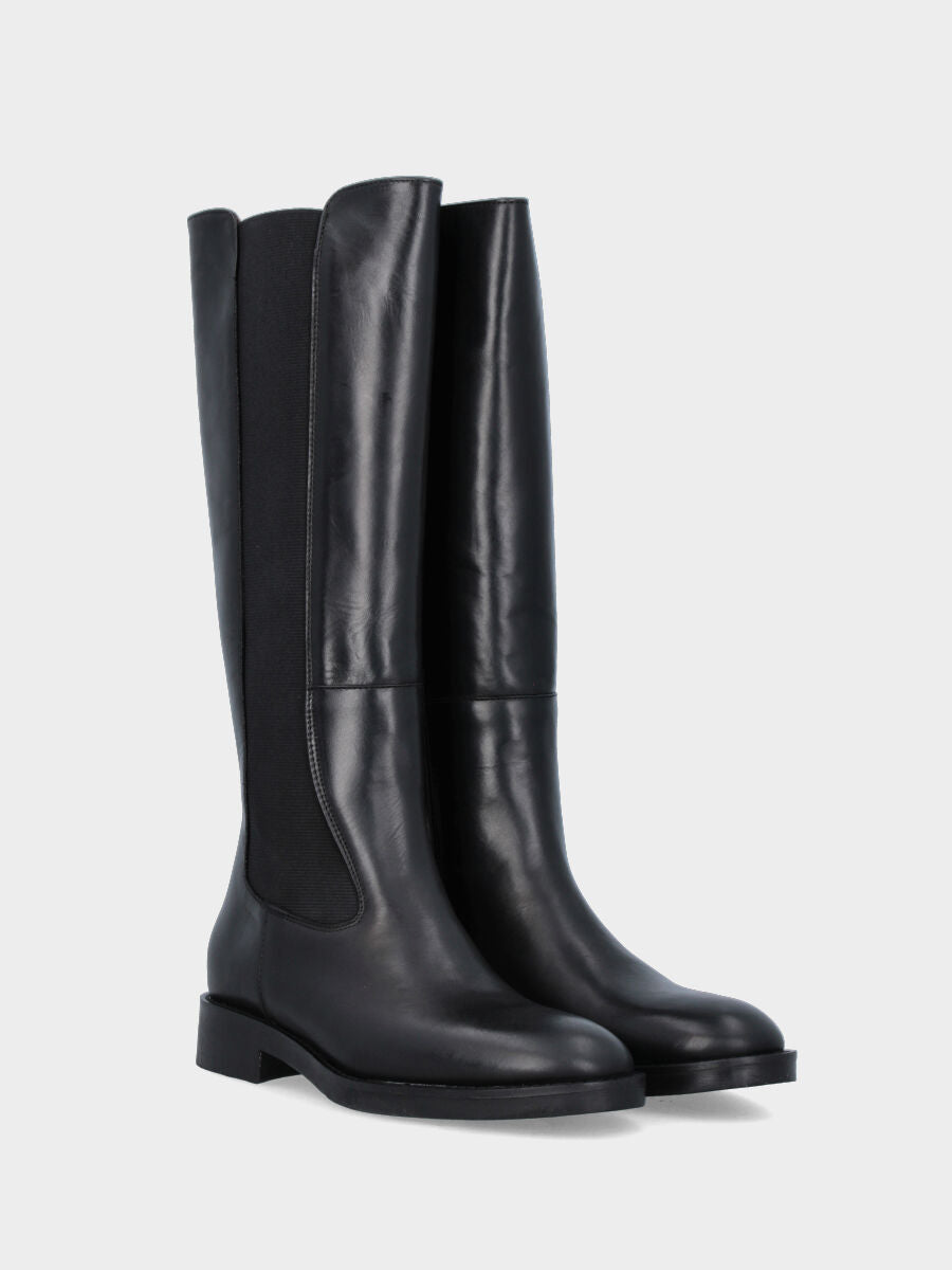 Stivale in vitello nero con cerniera e fasce laterali