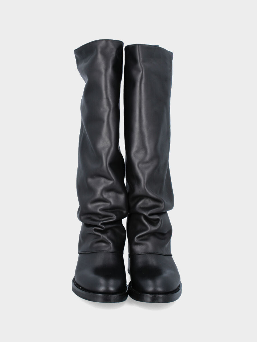 Stiefel aus schwarzem Kalbsleder mit umgeschlagenem Schaft
