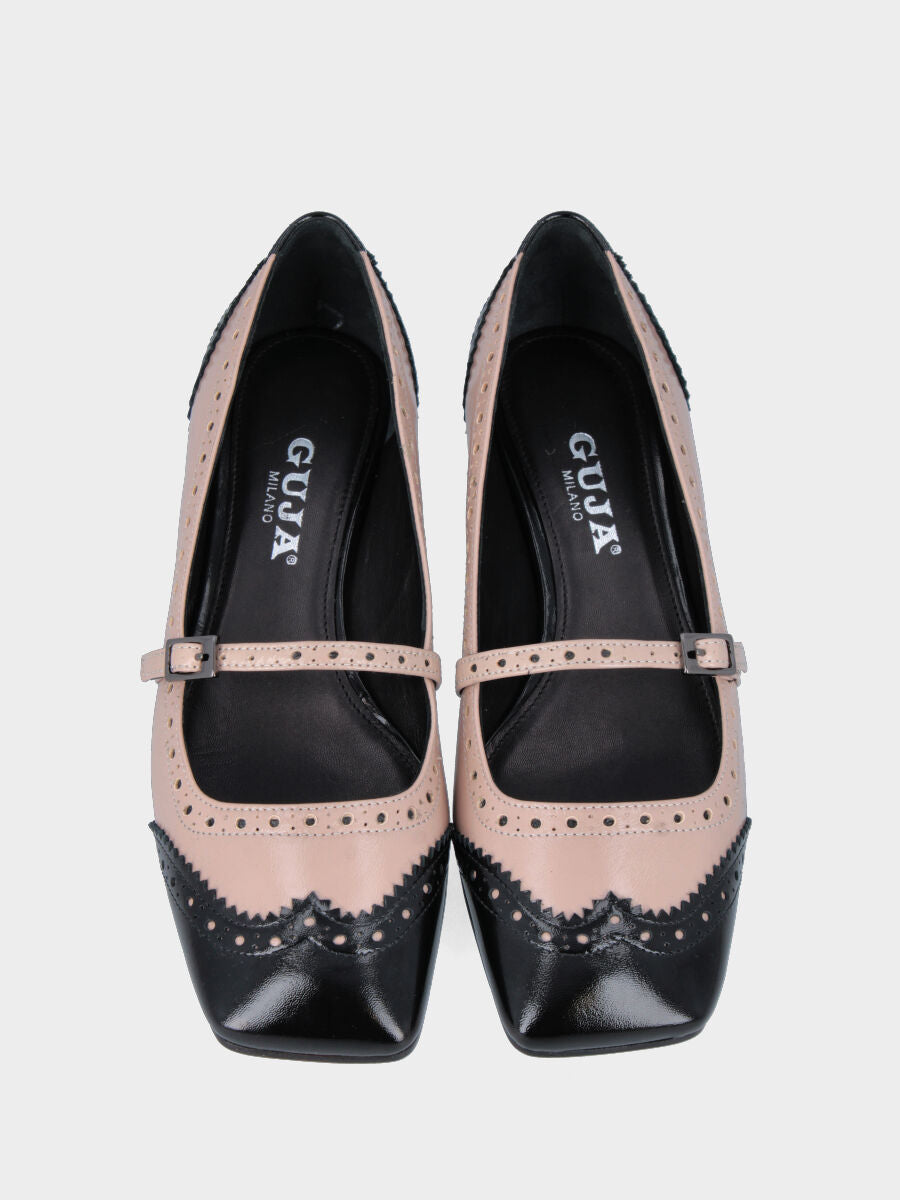 Bicolore Pumps aus glänzendem Samt in Schwarz und Beige mit Riemchen