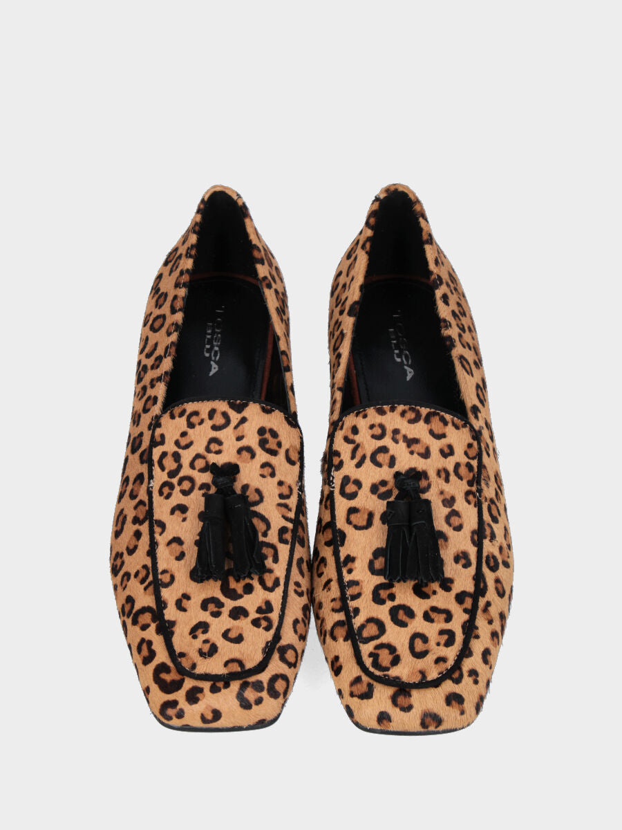 Mocassino in cavallino leopardato con nappine