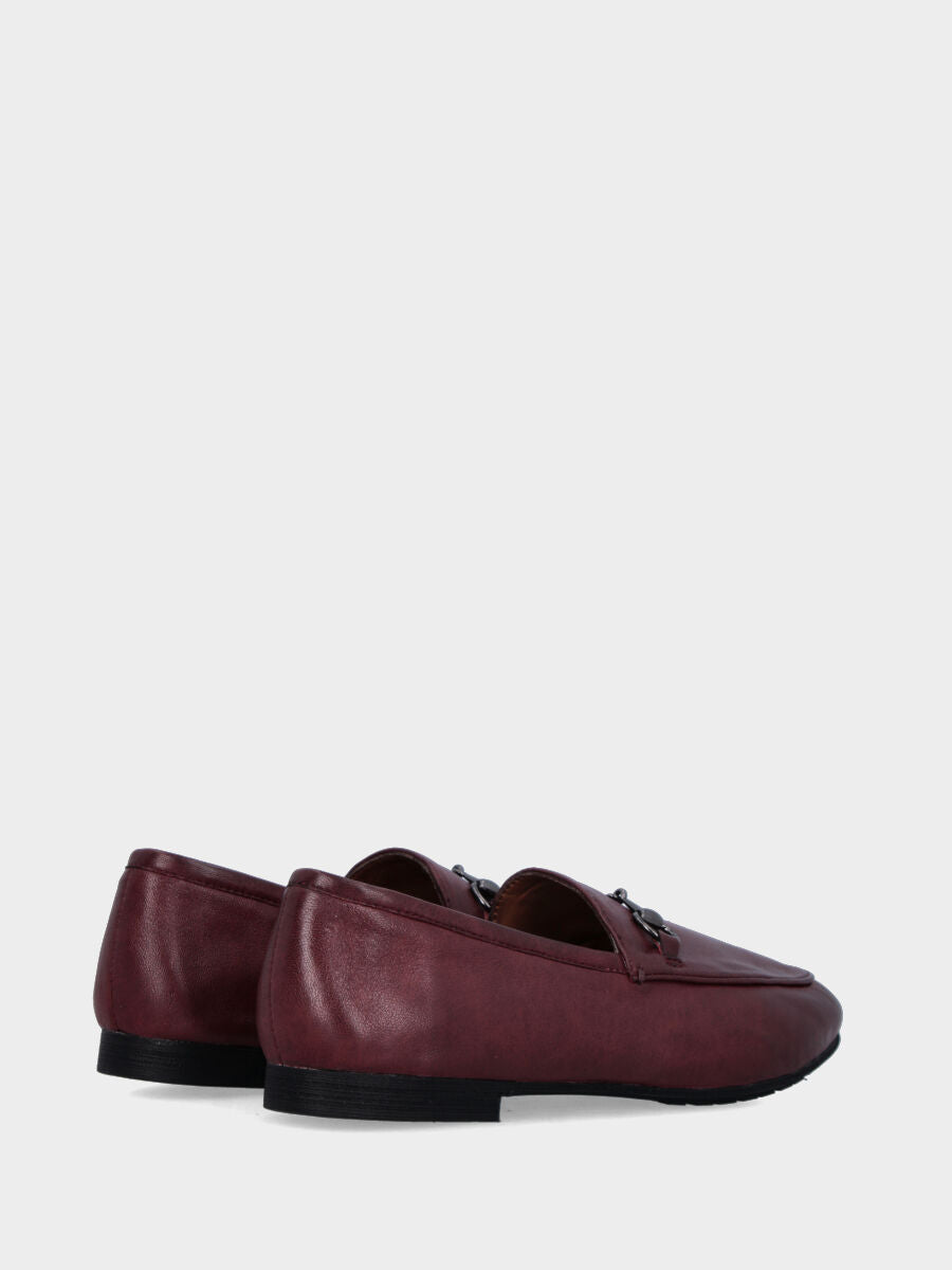 Sacchetto-constructed moccasin in burgundy nappa with bit and low heel