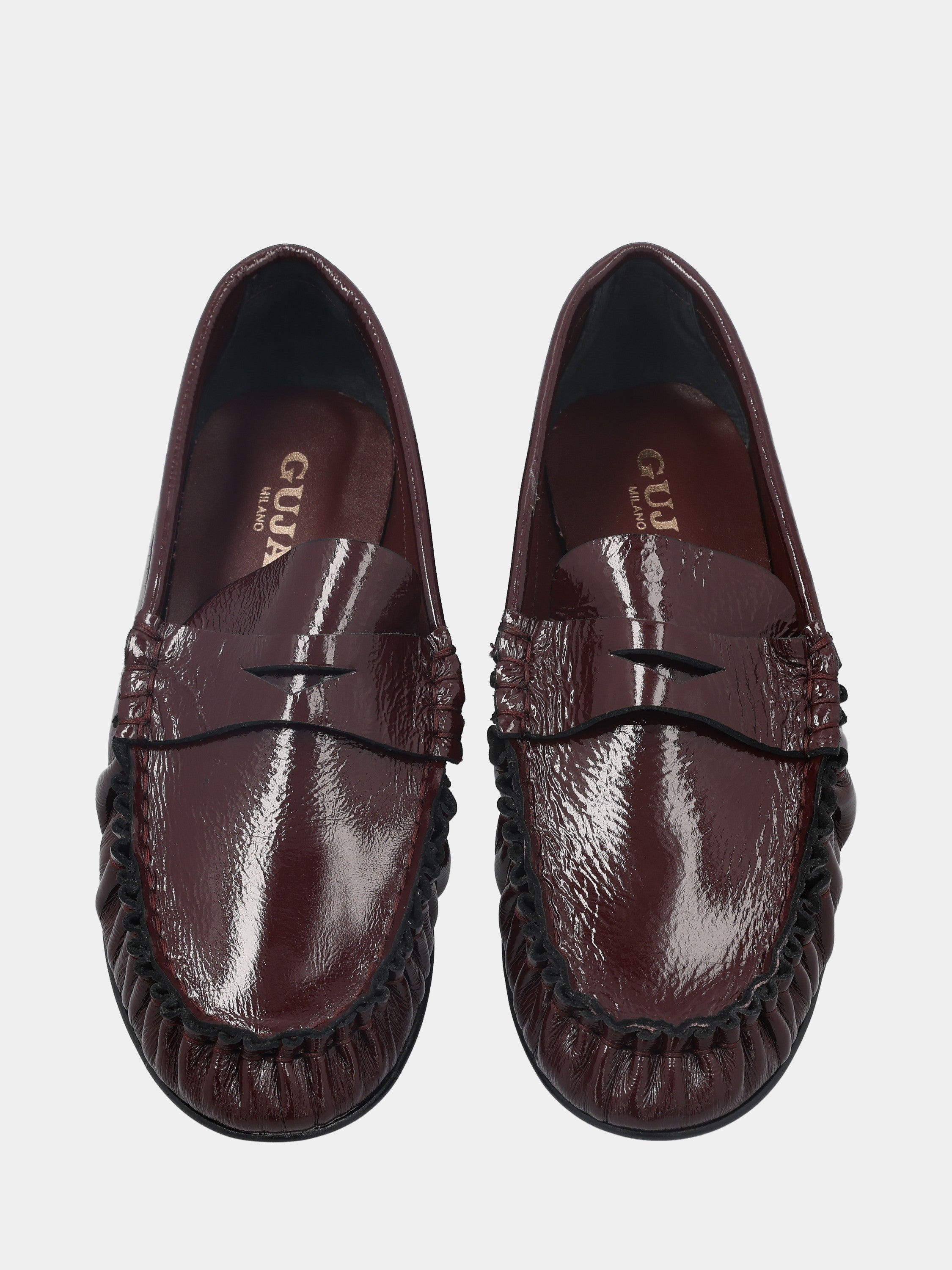 Sandalo monoblocco in vitello rosso con fascia ripiegata