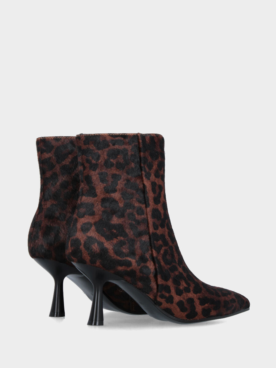Stivaletto in cavallino leopardato marrone con tacco a calice