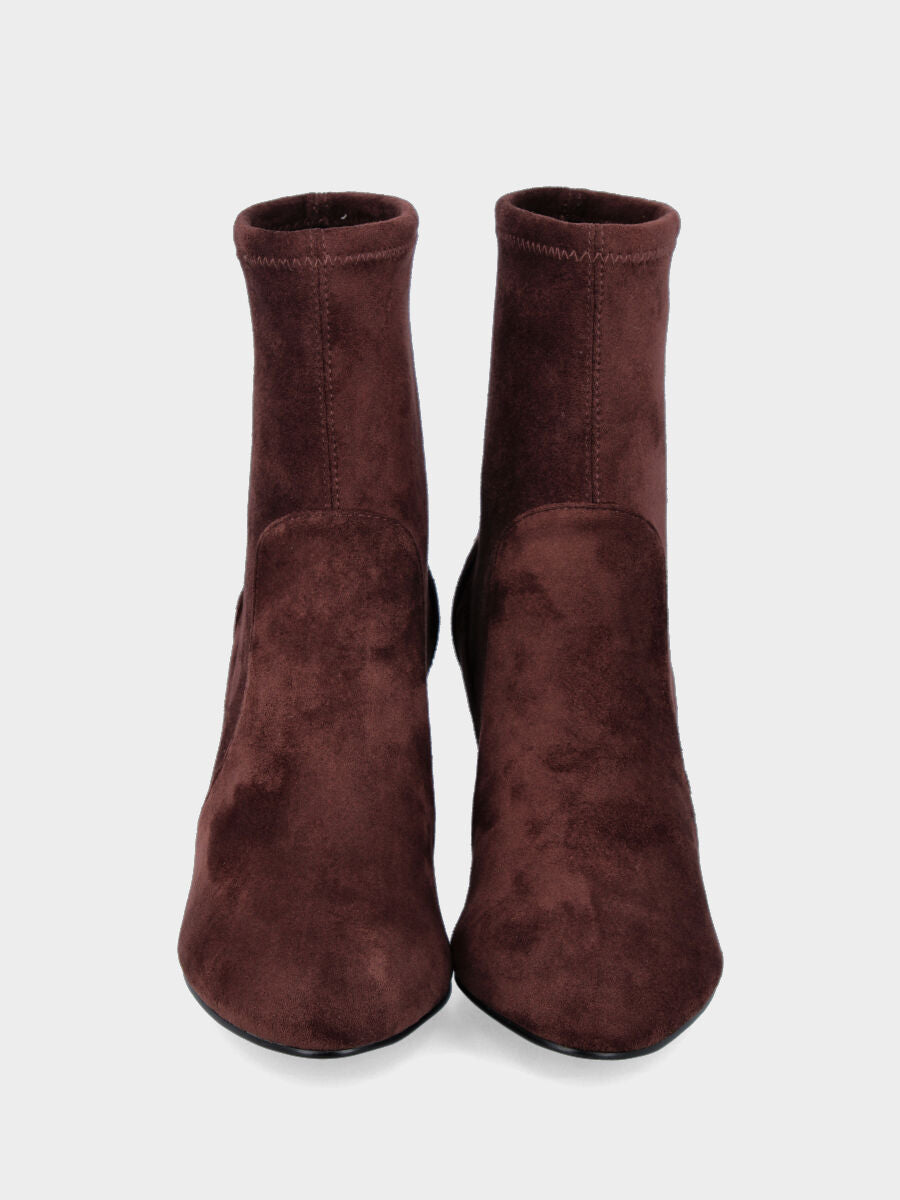 Stivaletto in alcantara marrone elasticizzata con tacco a blocco