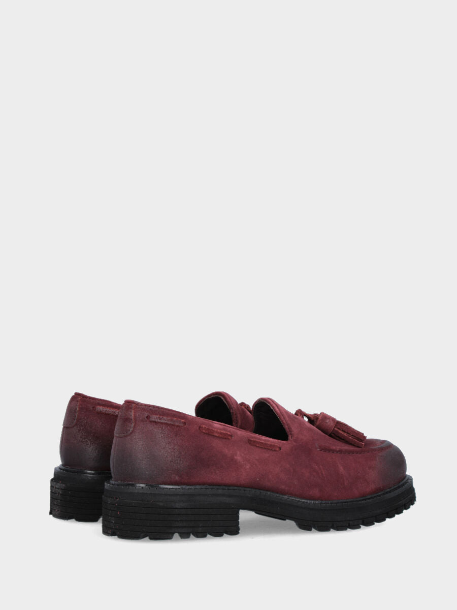 Mocassino in velour bordeaux con nappine e guardolo rotellato