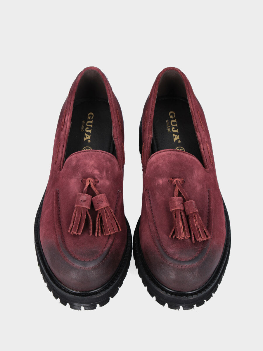 Mocassino in velour bordeaux con nappine e guardolo rotellato