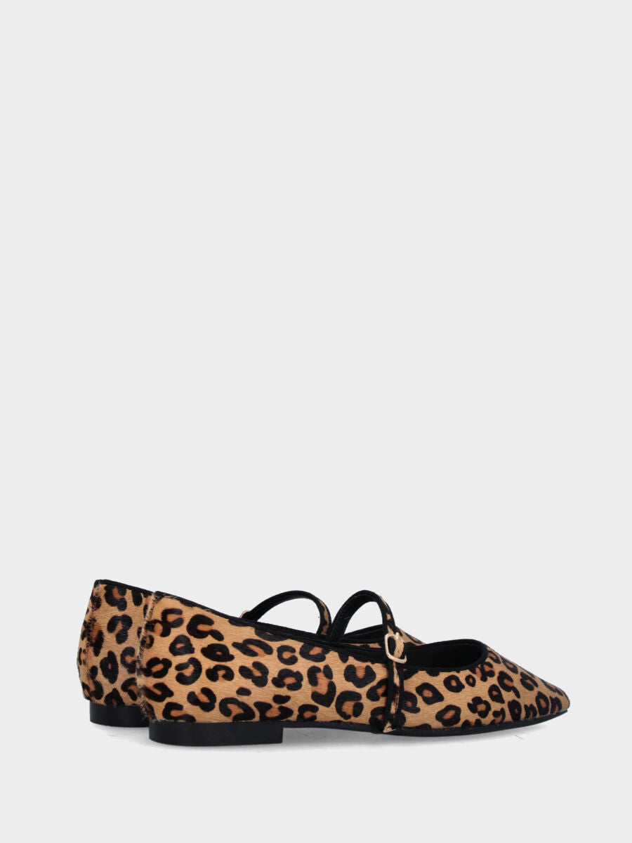 Ballerina Mary Jane in cavallino leopardato con cinturino e punta sfilata