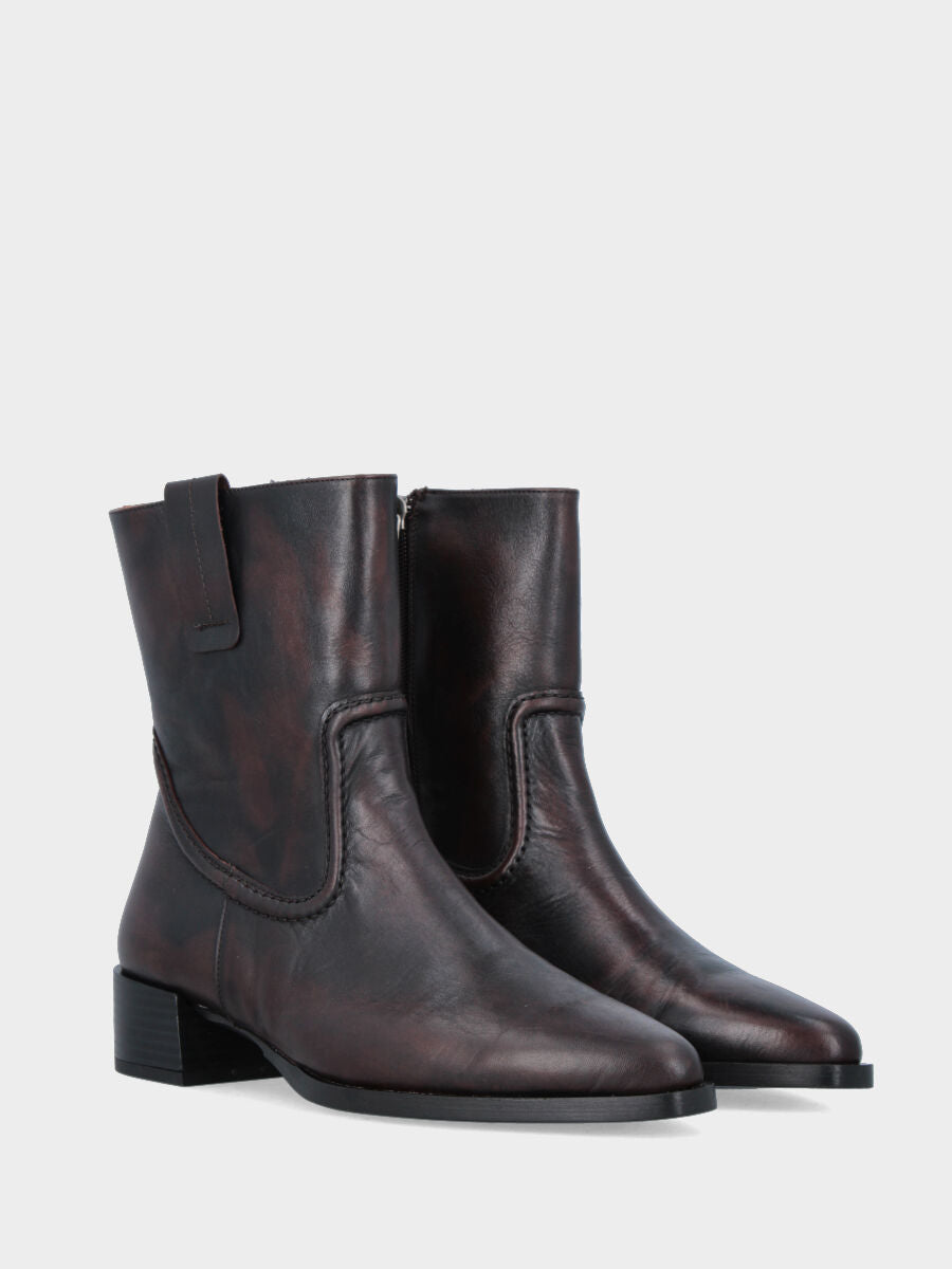 Brown calf leather ankle boot with trim and medium heel