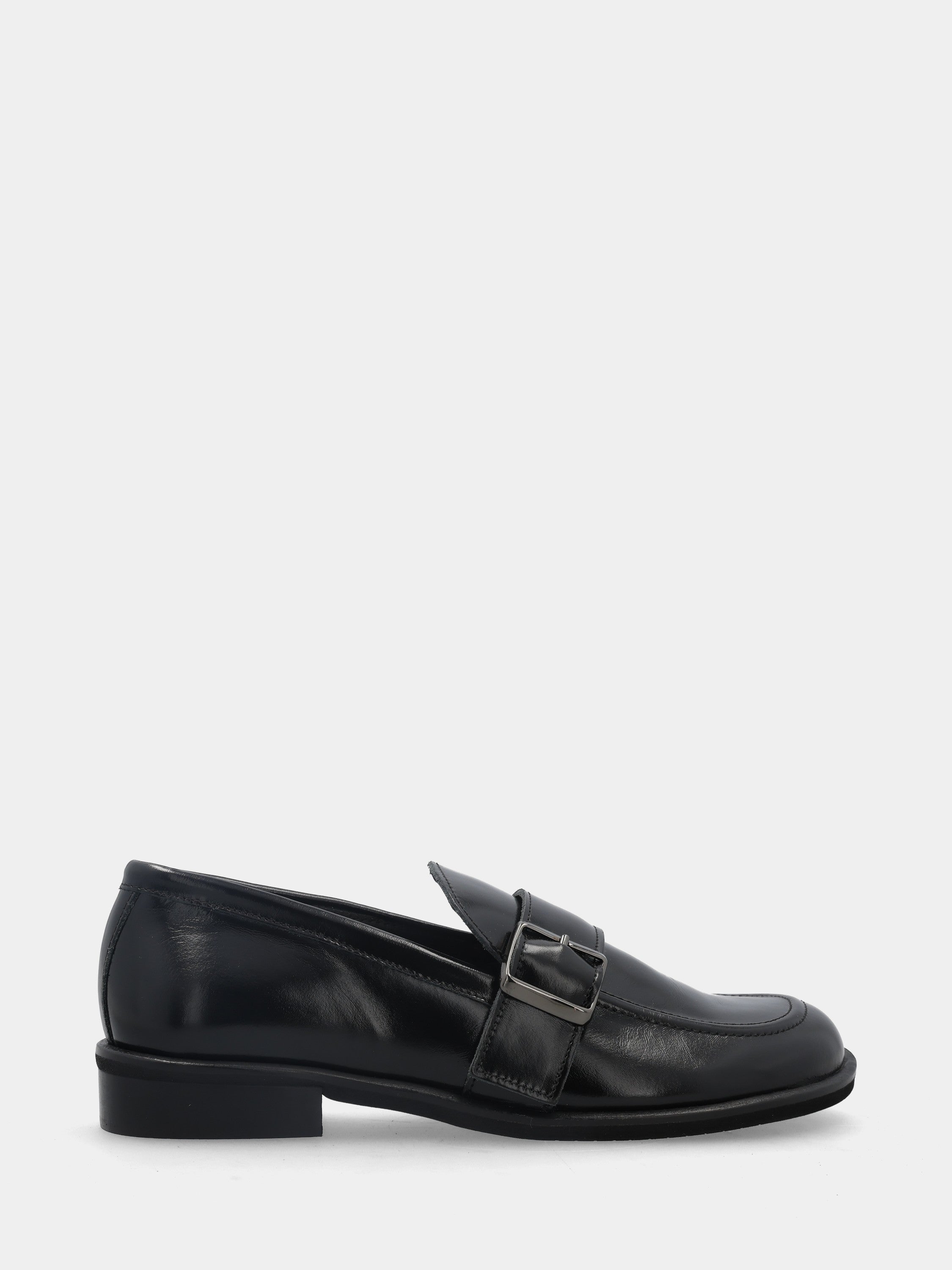 Mocassin en naplak noir avec boucle