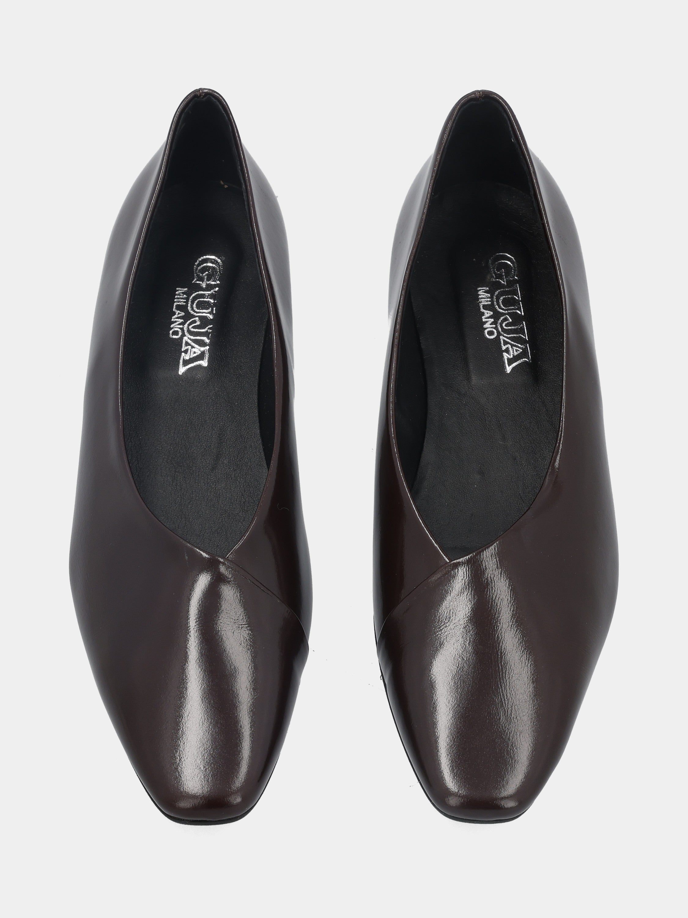 Sandalo monoblocco in vitello rosso con fascia ripiegata