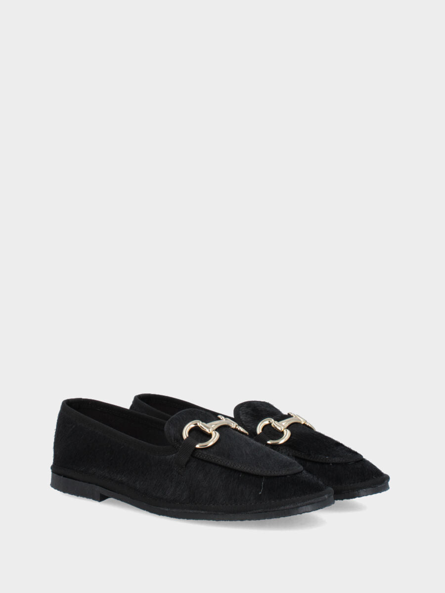 Mocassino su forma friulana in cavallino nero flat