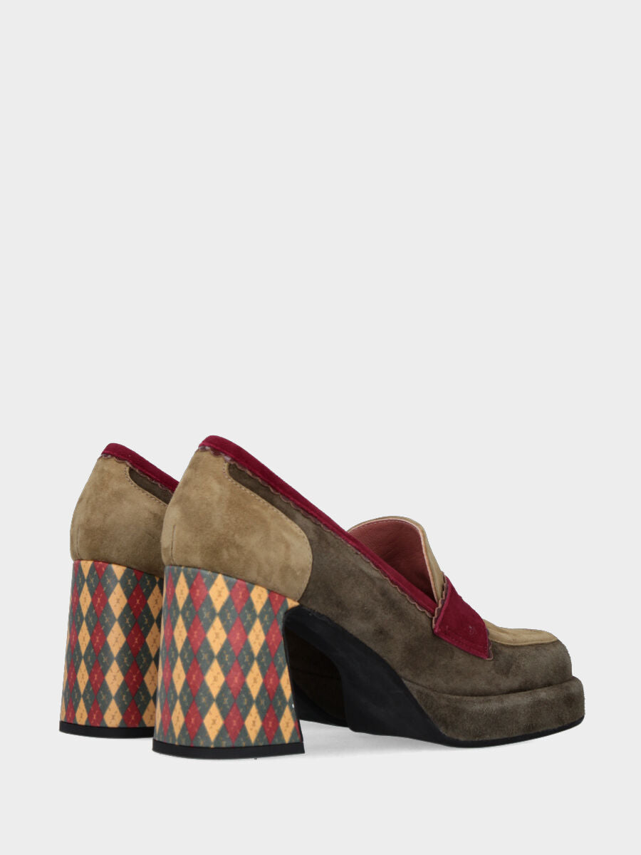 Mocassino in camoscio multicolor con tacco fantasia e plateau