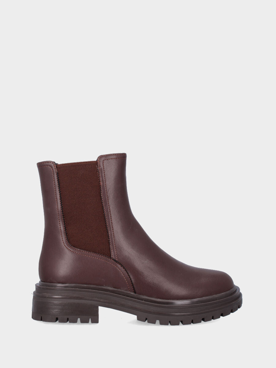 Sandalo monoblocco in vitello rosso con fascia ripiegata