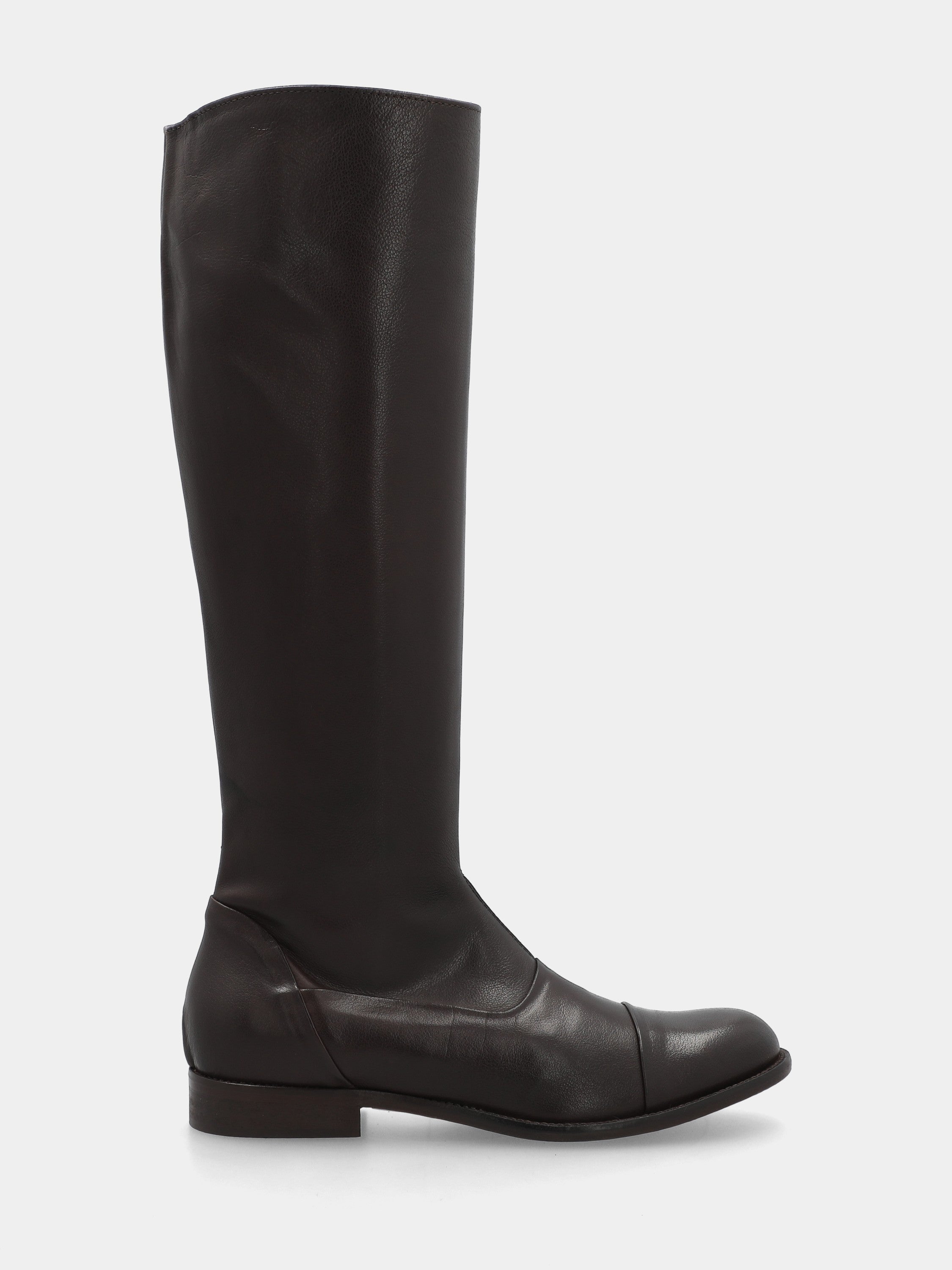 Sandalo monoblocco in vitello rosso con fascia ripiegata