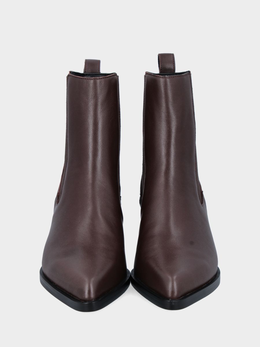 Beatles in vitello testa di moro con tacco a blocco e punta sfilata