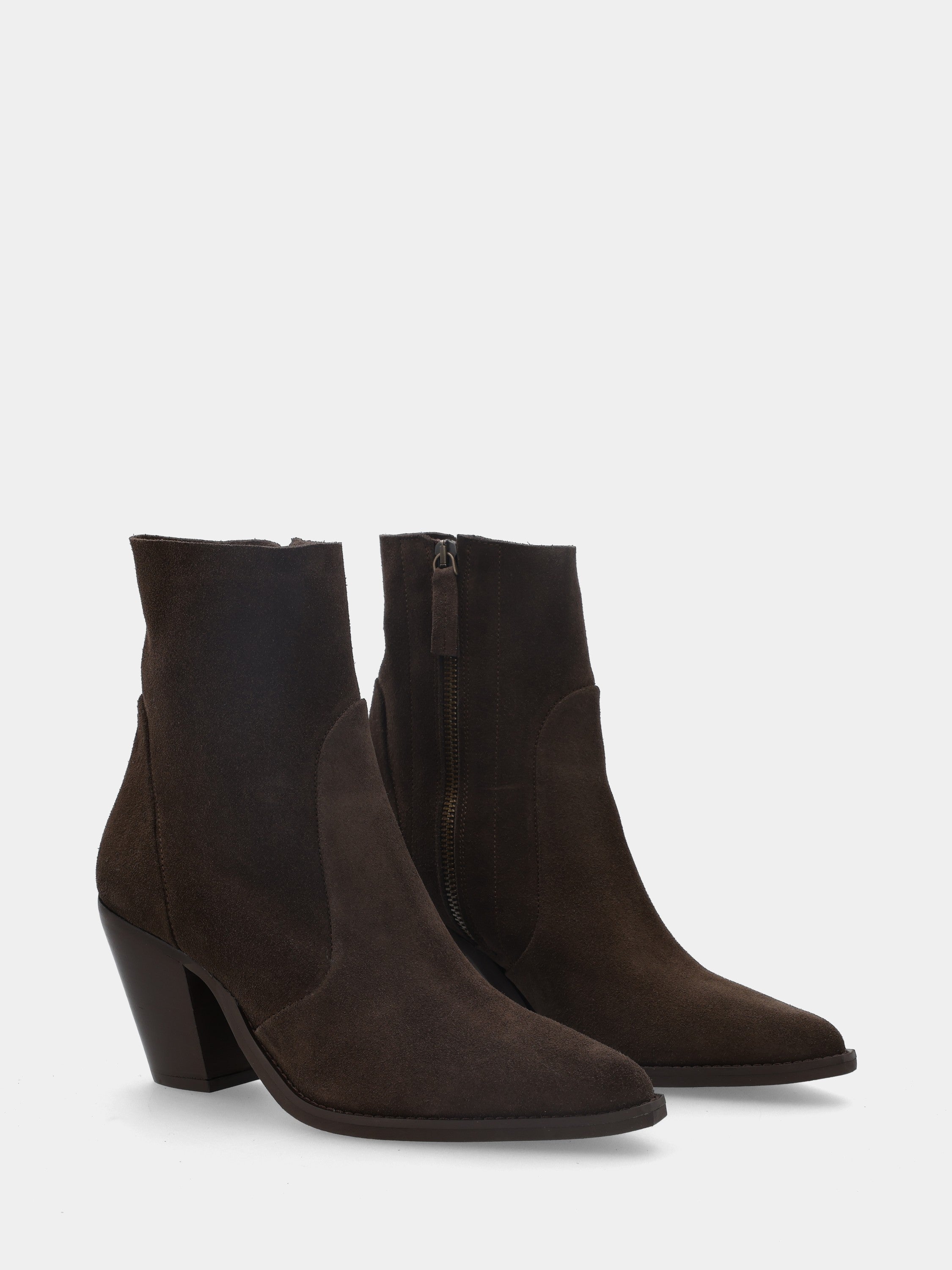 Bottes western en croûte de veau marron foncé avec talon monobloc
