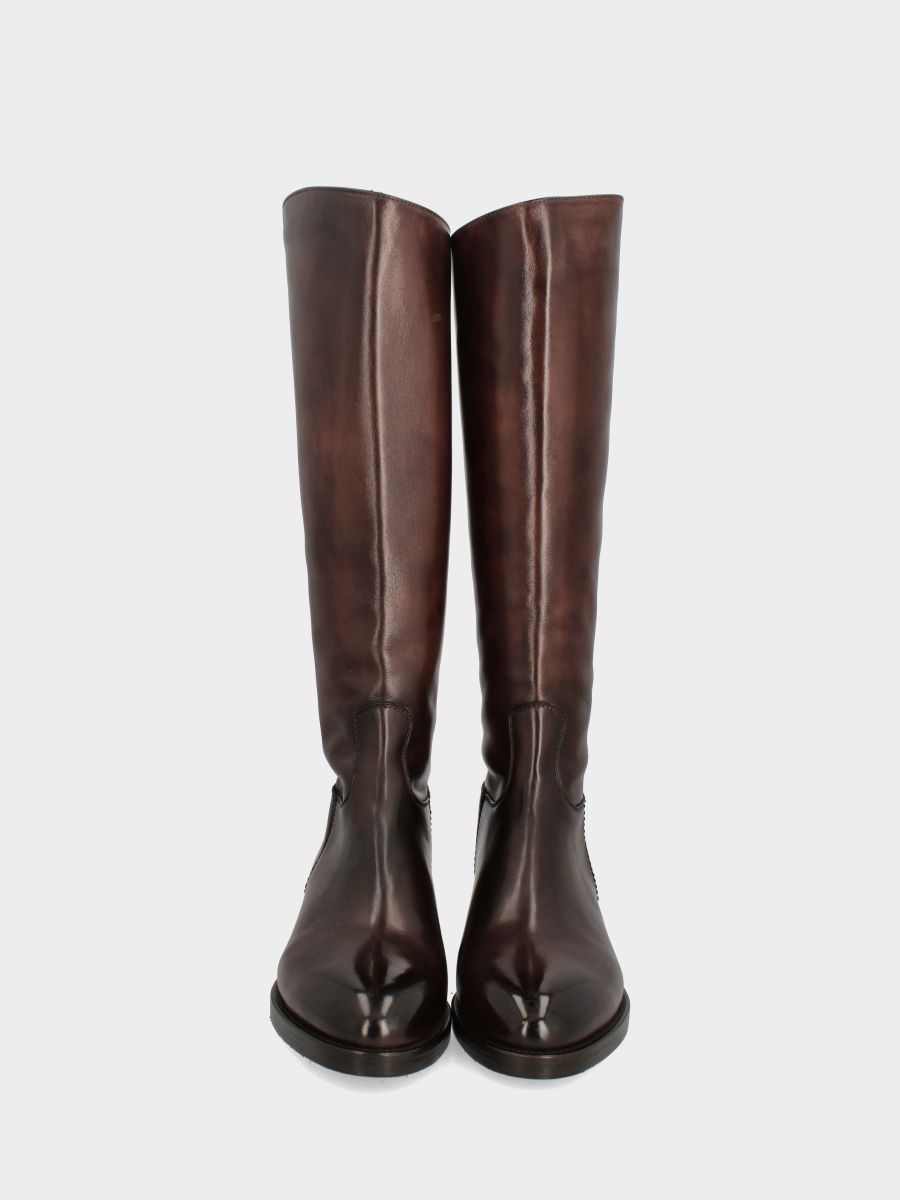 Stivale amazzone in vitello marrone con cinturino e zip posteriore