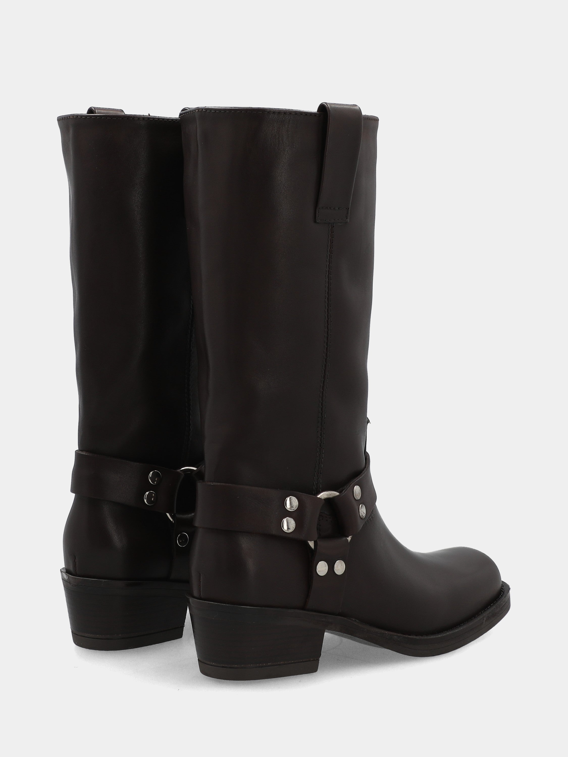 Sandalo monoblocco in vitello rosso con fascia ripiegata