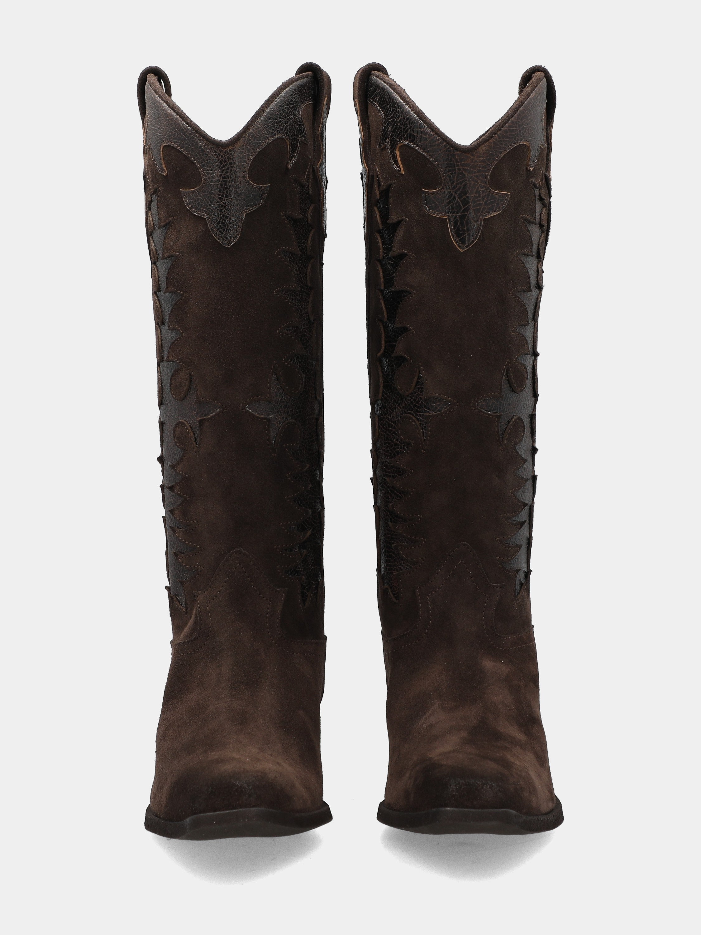 Bottes western en croûte de veau marron avec ornements découpés en forme de lys