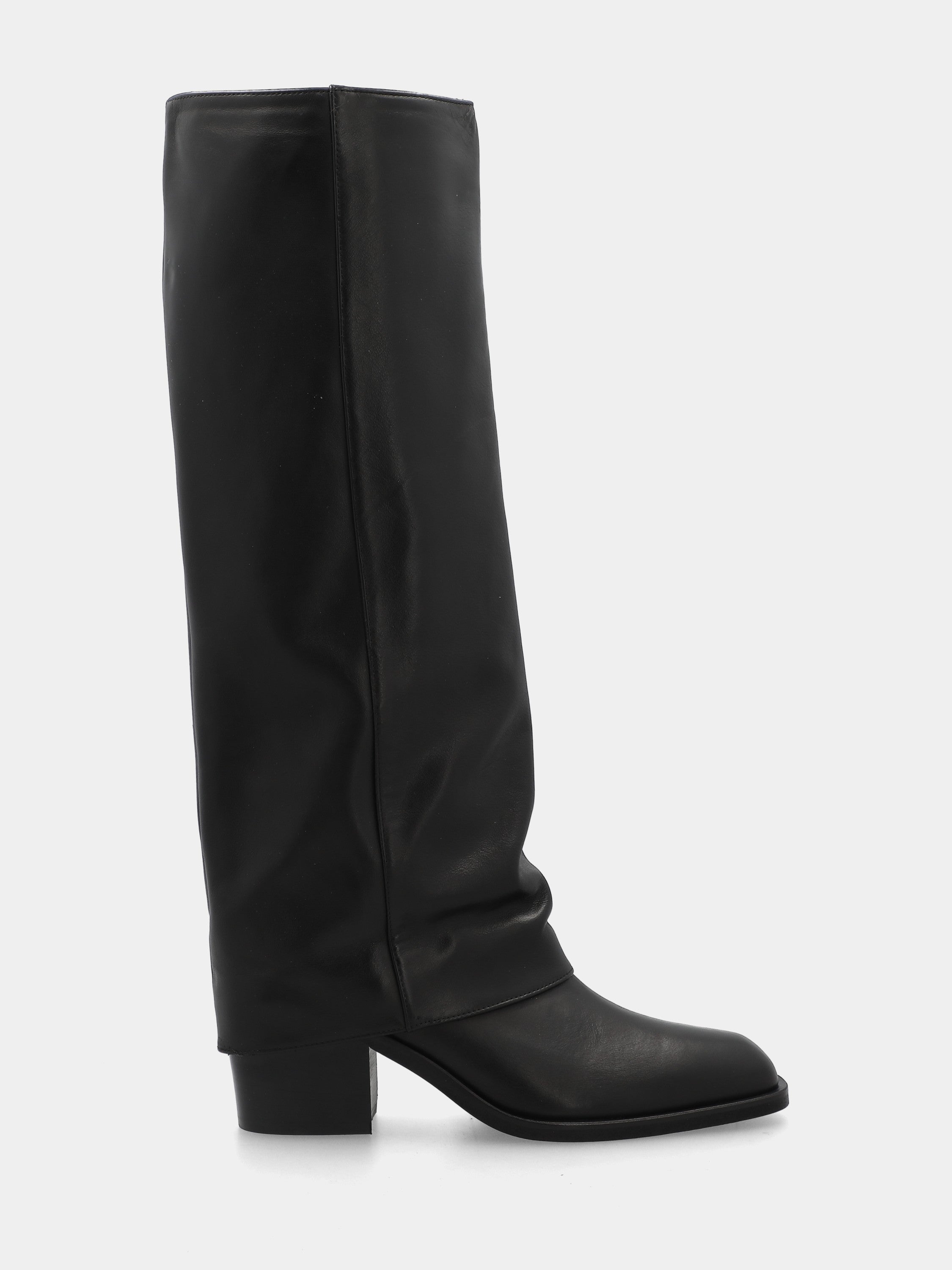 Botte haute en veau noir avec guêtre retournée et bout arrondi