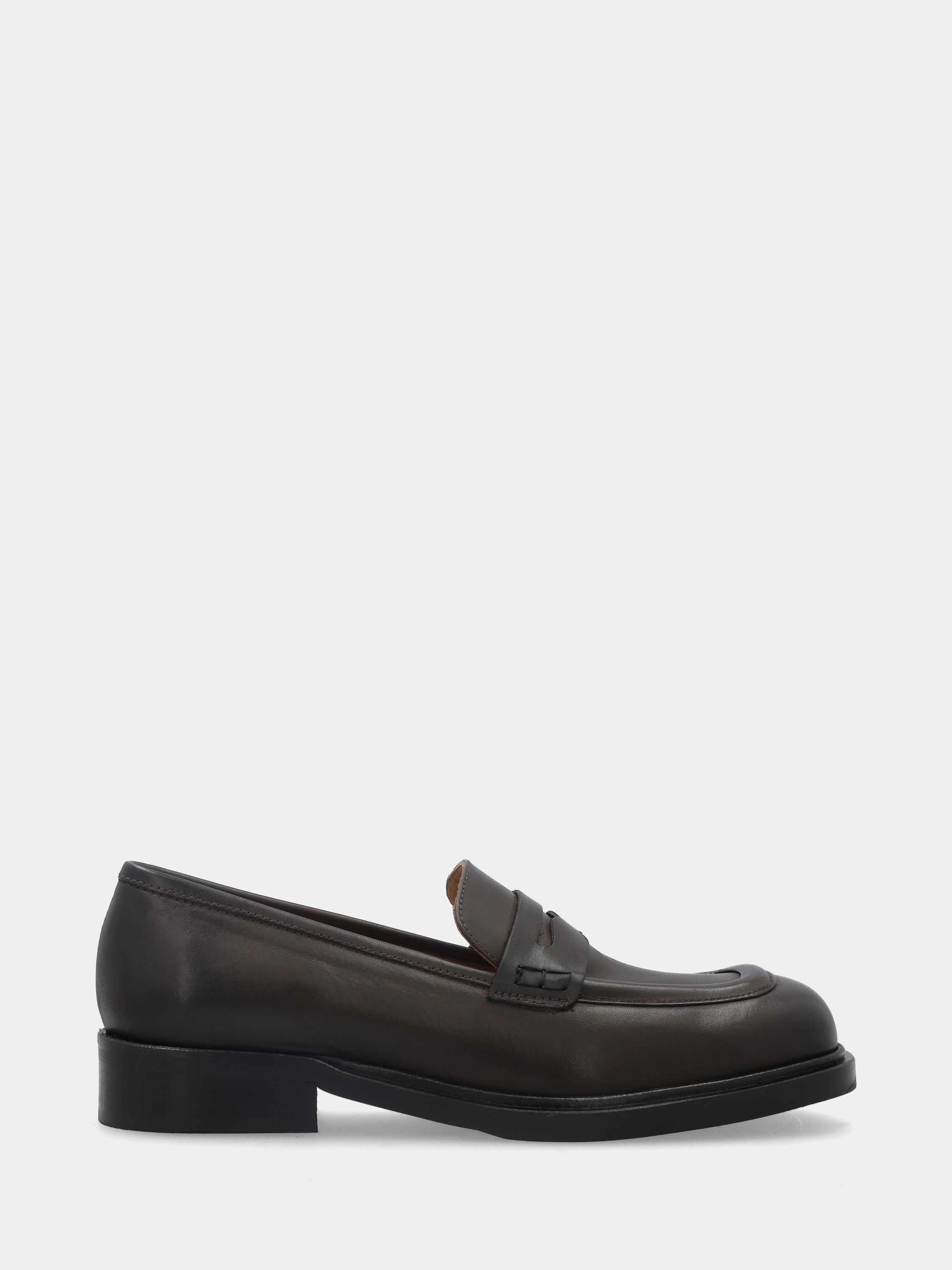 Mocassin en veau marron foncé avec masque en forme de bouche de lion