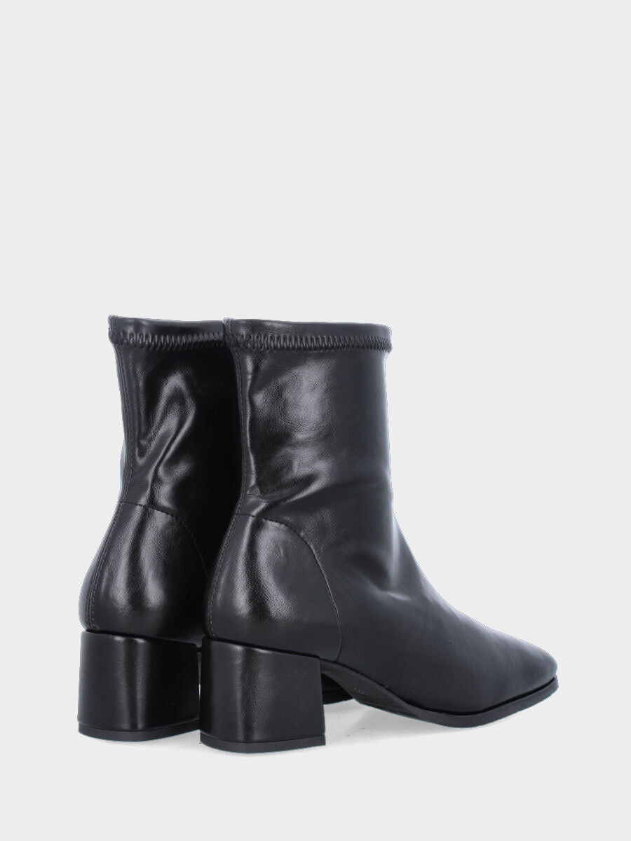 Stivaletto in ecopelle nera elasticizzata con tacco a blocco