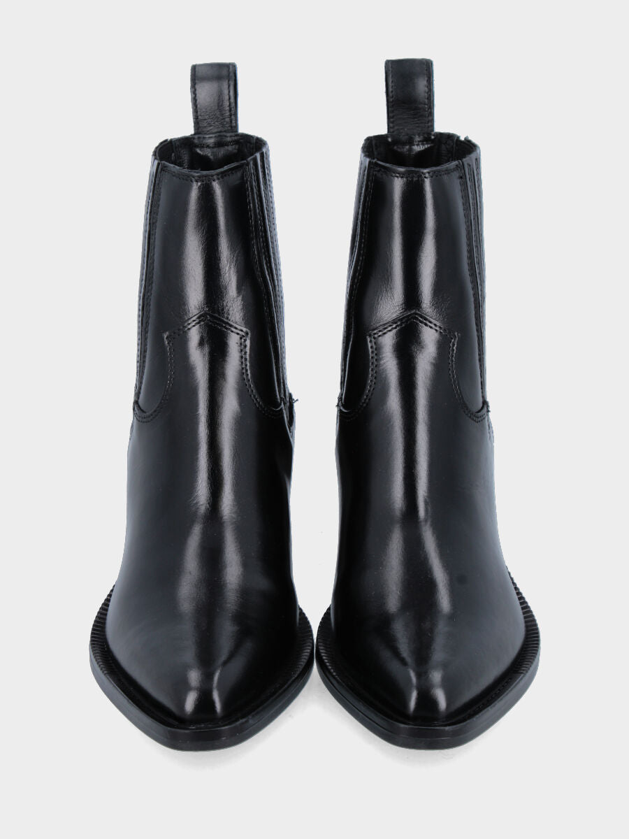 Camperos in vitello nero con listini in pelle ed elastici laterali