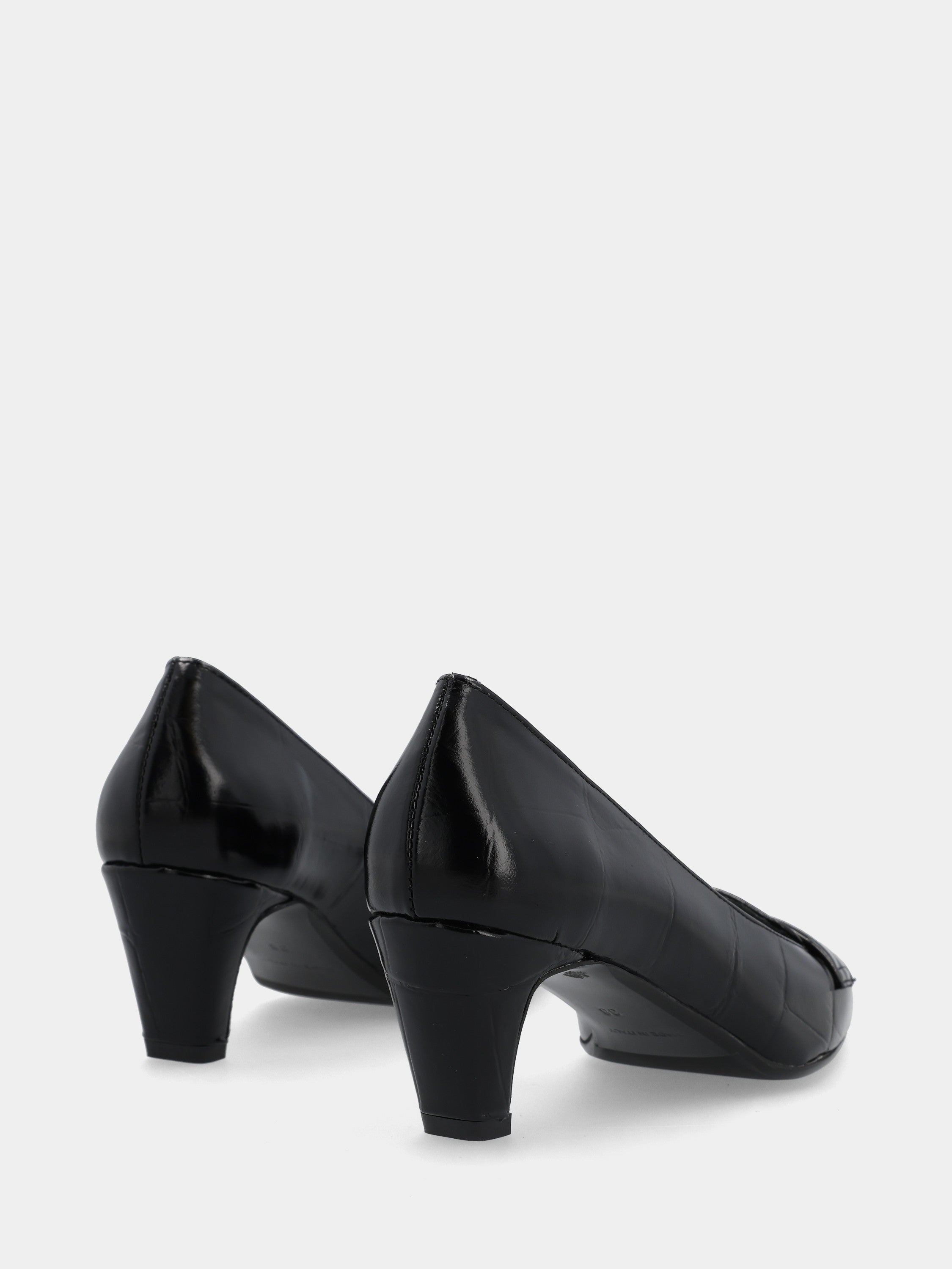 Sandalo monoblocco in vitello rosso con fascia ripiegata