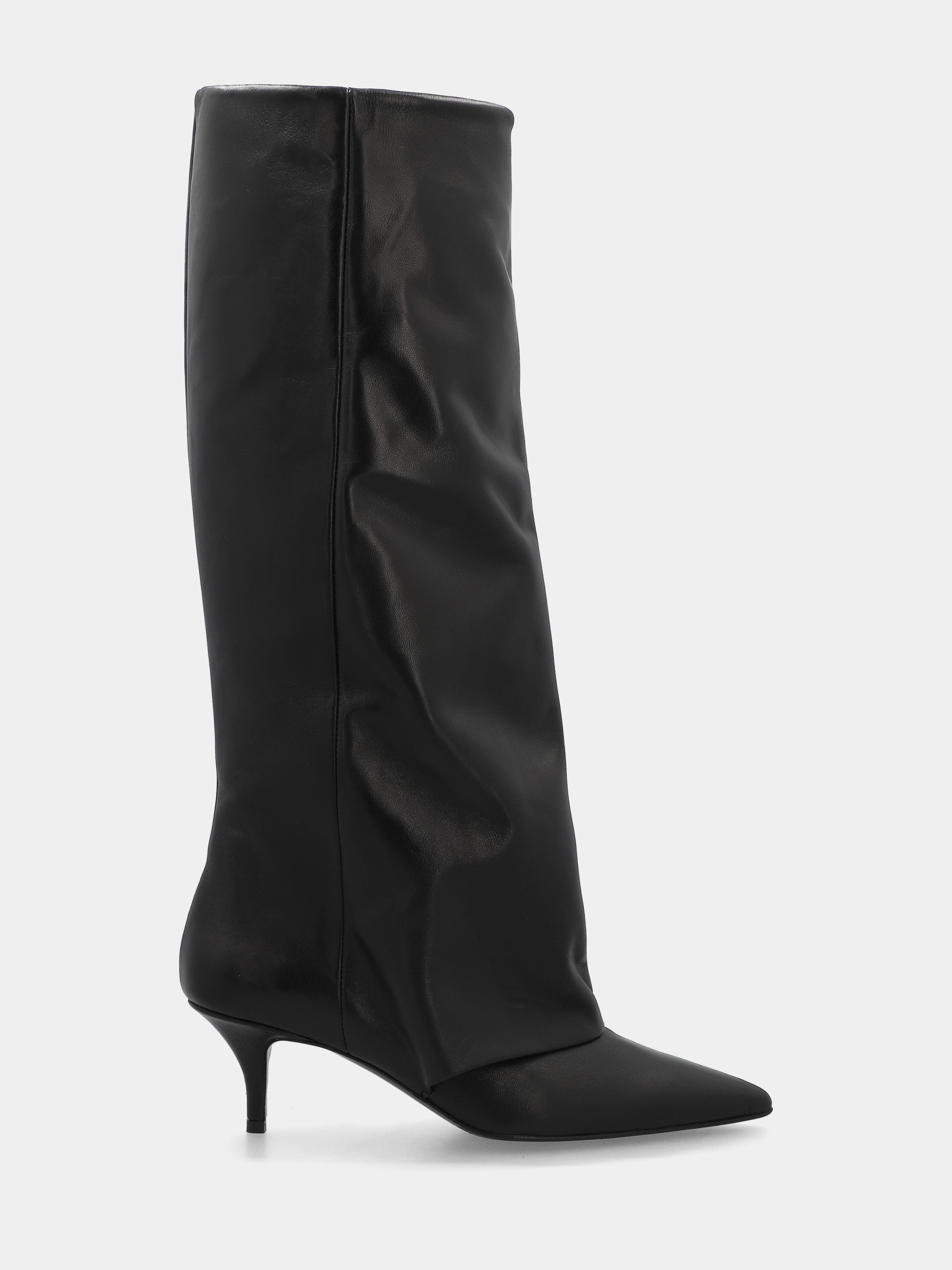 Botte haute en nappa noir avec guêtre retournée et talon calice