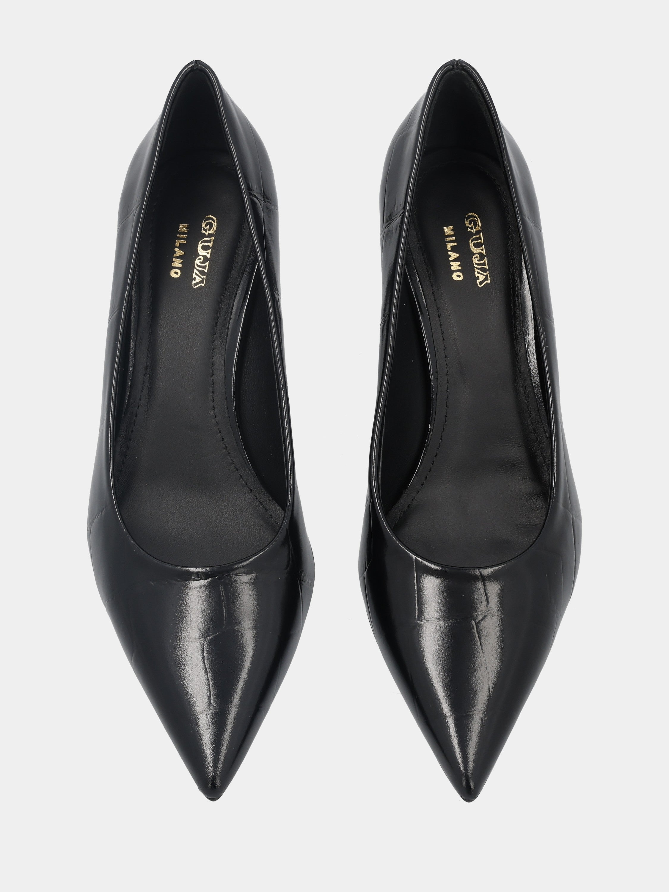 Escarpins en veau noir effet crocodile avec talon bobine