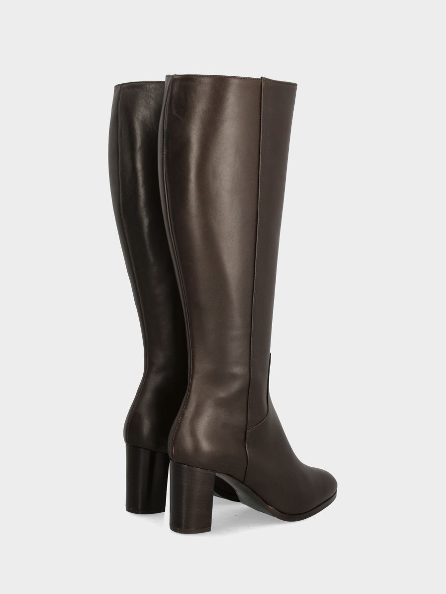 Botte en veau marron foncé avec talon bloc