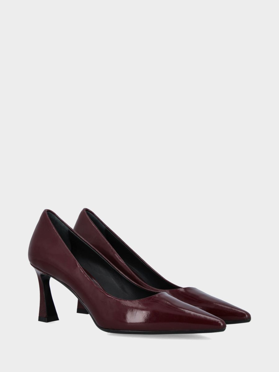 Escarpins en verni miroir bordeaux avec talon creux