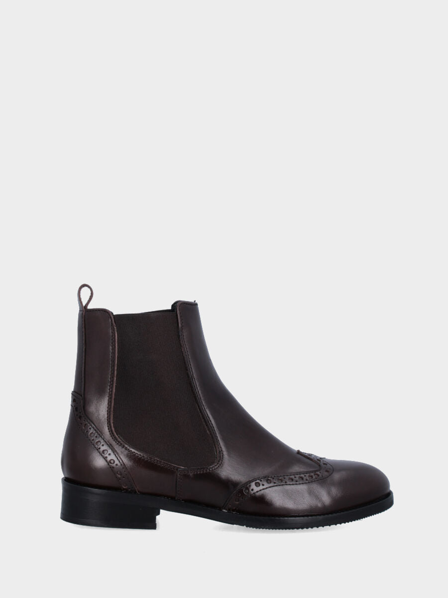 Sandalo monoblocco in vitello rosso con fascia ripiegata